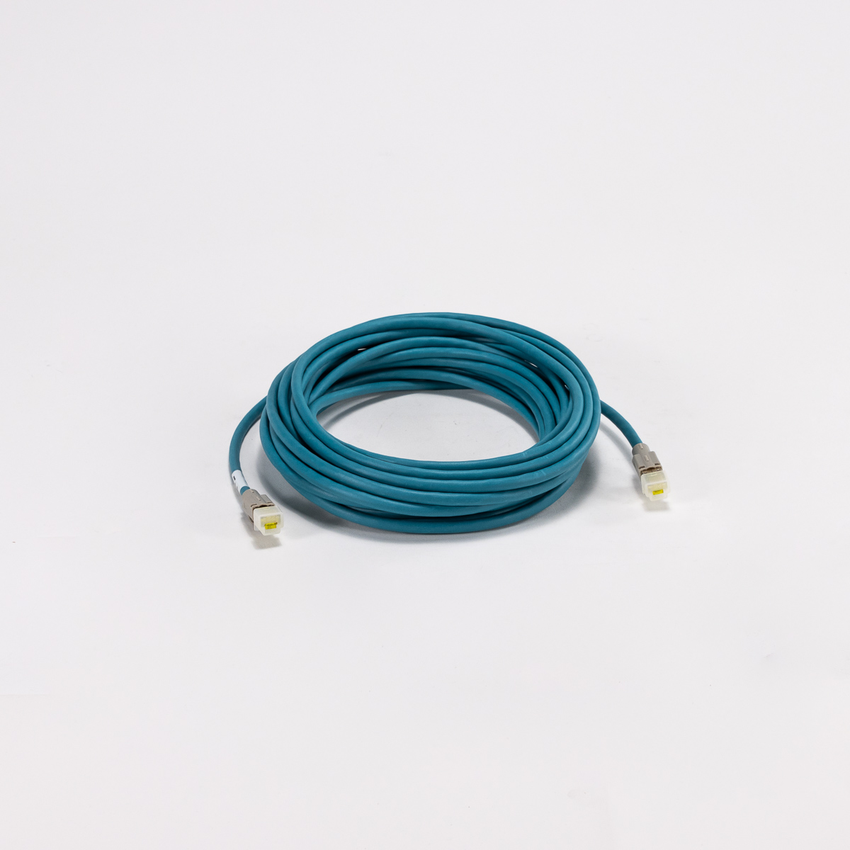 Cable de conexión CAT6a preensamblado de 10 m